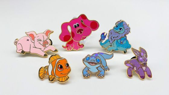 Iron Zinc Alloy Custom Lapel Pins Animal  Customized Lapel Pins With Your Logo