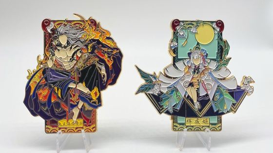 কেনা Custom Iron Lapel Pins with Soft Enamel in Customer Size and Custom Color for Branding online manufacture