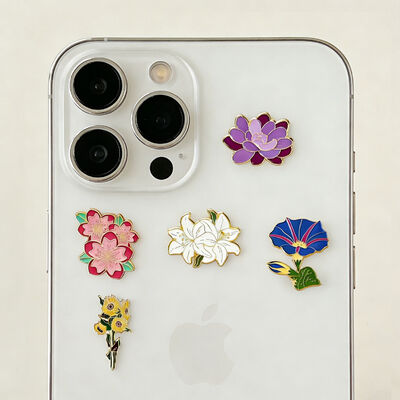 কেনা ফোন সজ্জার জন্য কাস্টম 3D ডিজাইন গোলাপী রঙের উচ্চ-মানের উপাদান এনামেল পিন ব্যাজ online manufacture