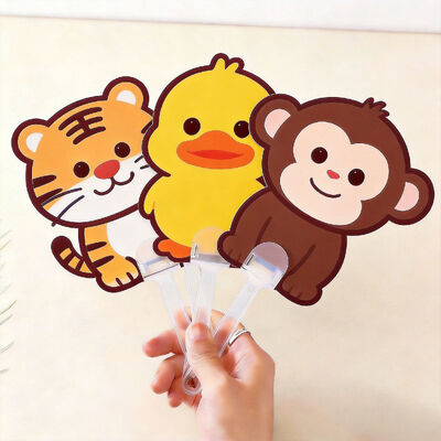 কেনা আপনার লোগো সহ কাস্টম প্রিন্ট পিপি বা অ্যাক্রিলিক হ্যান্ড ফ্যান অর্ডার করুন বিজ্ঞাপন এবং প্রচারের জন্য। online manufacture