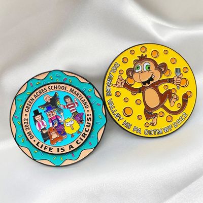 ইউভি প্রিন্টিং কাস্টম লোগো মিষ্টি এনামেল পিনস গোল্ড প্ল্যাটেড হার্ড মেটাল ল্যাপেল পিন