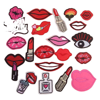 ভালো দাম ইভেন্ট স্যুভেনির এবং প্রচারমূলক উপহারের জন্য একাধিক সংযুক্তি সহ কাস্টম ডিজাইনের সূচিকর্মযুক্ত প্যাচ অনলাইন